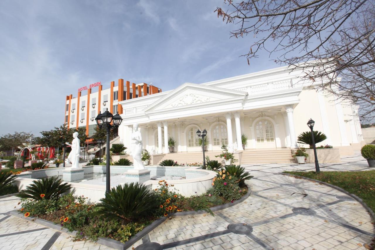 Kompleksi Ergen Hotel Rrogozhine